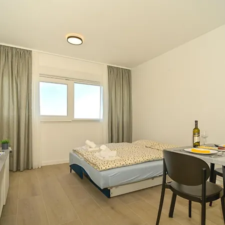 Beballo Znjan Appartement *