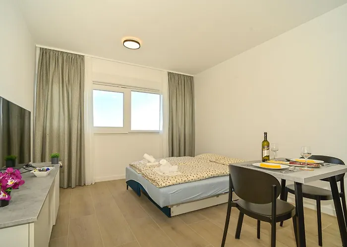 Beballo Znjan Apartman *